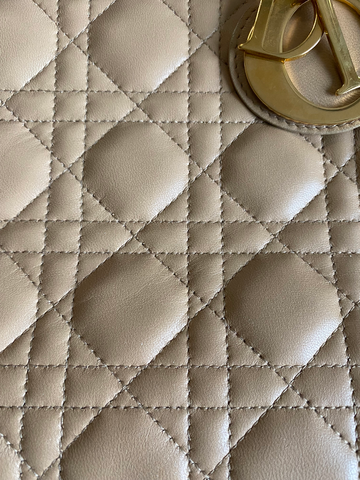Dior stitching 