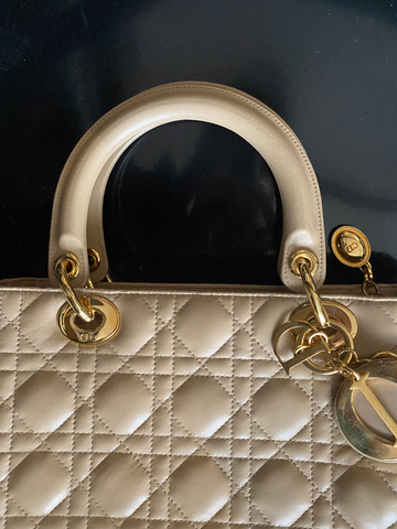 Dior handles