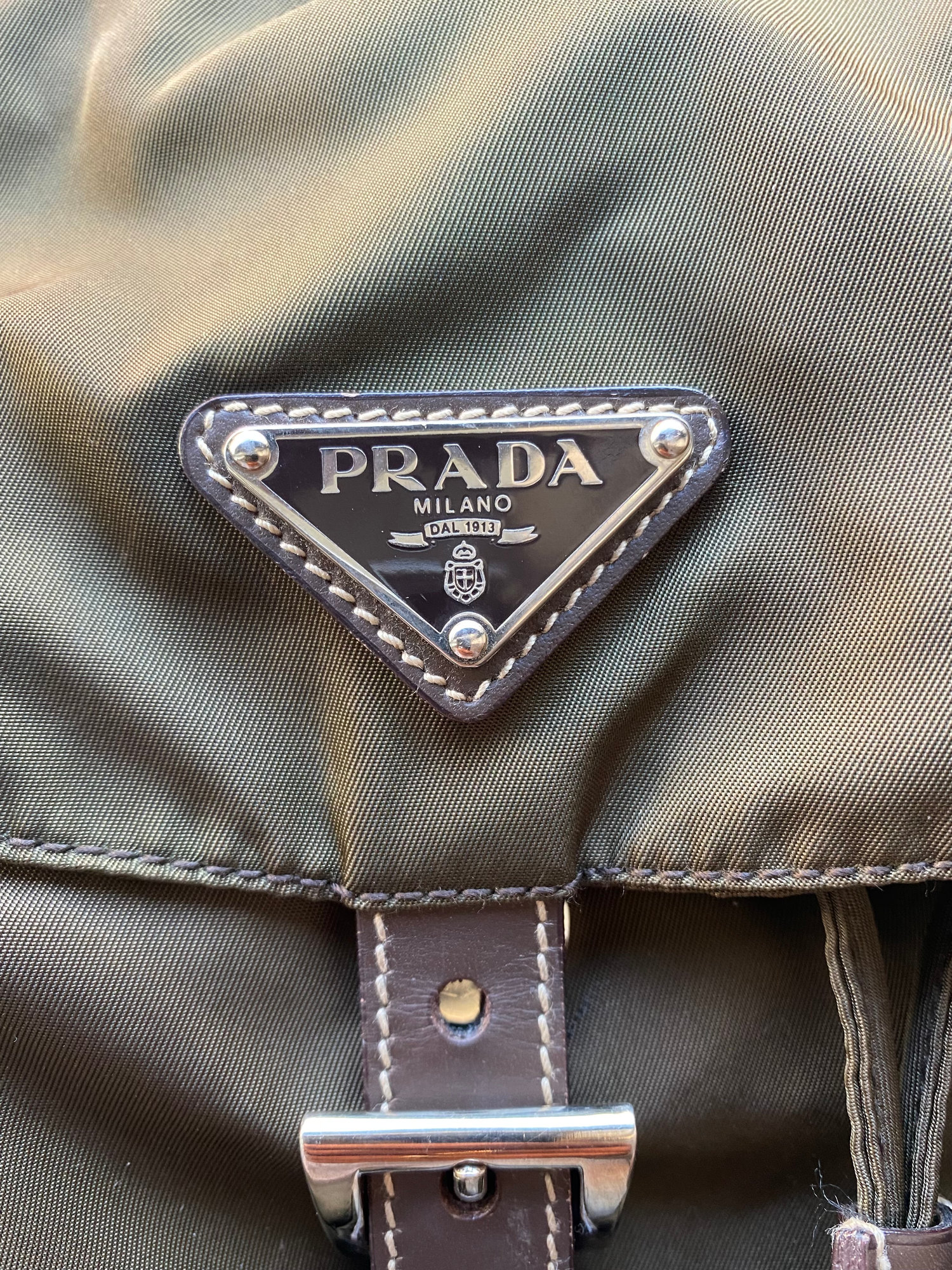 Prada logo 