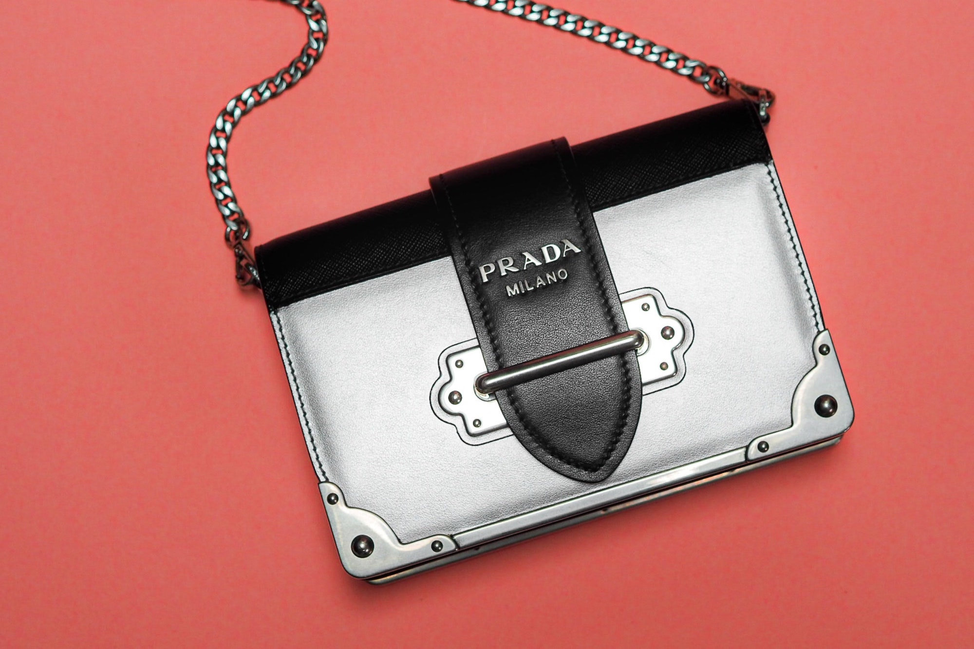 Prada authentication guide 